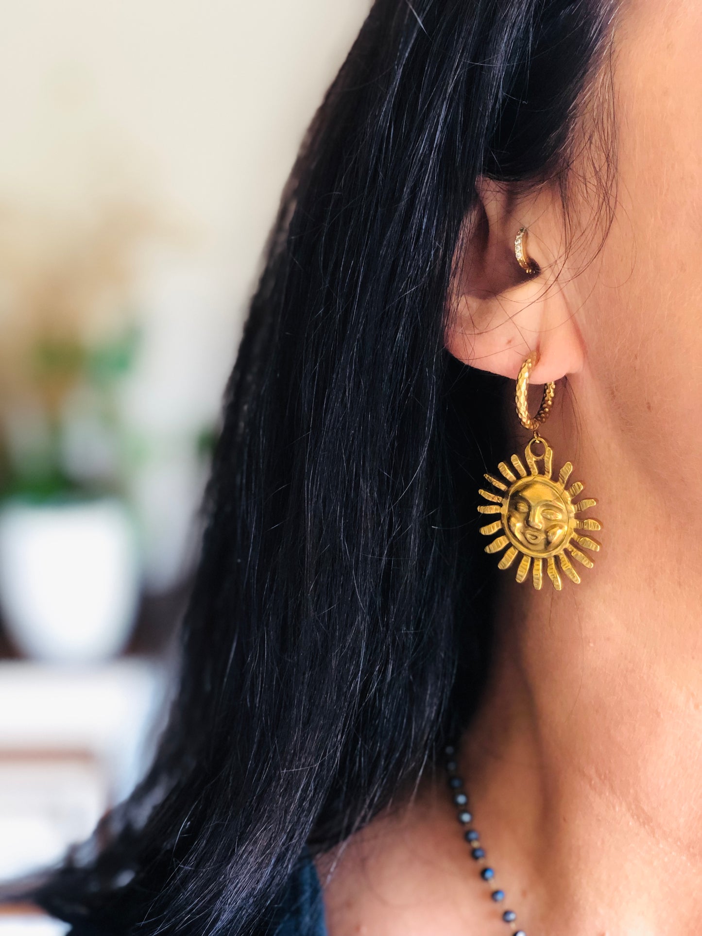 Boucles d'oreilles
Boucles d'oreilles pendantes
boucles d'oreilles en acier inoxydable
Boucles d'oreilles solaires
Soleil en acier inoxydable
Bijoux
Bijou solaire