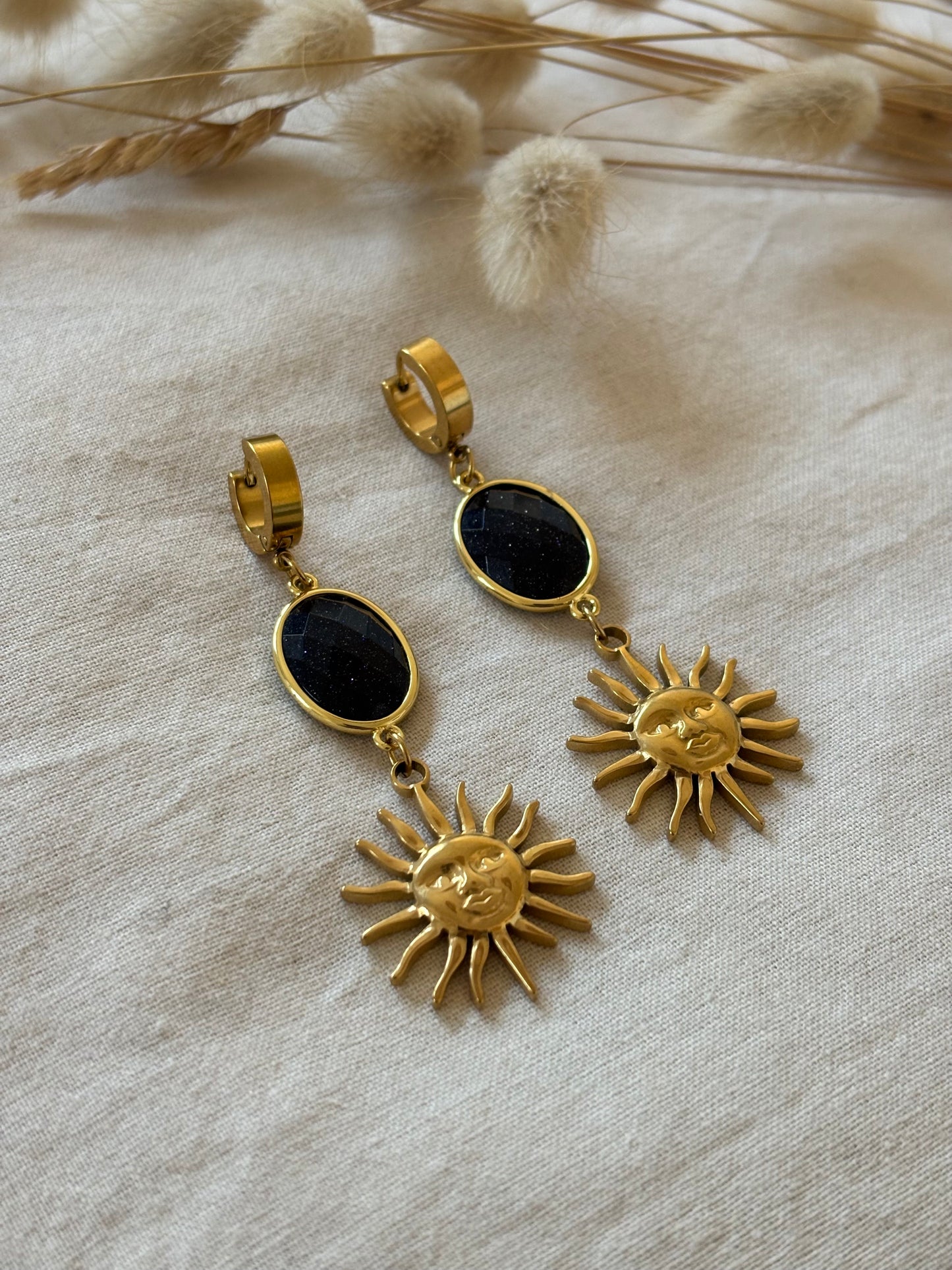 Boucles d'oreilles
Boucles d'oreilles pendantes
boucles d'oreilles en acier inoxydable
Boucles d'oreilles solaires
Soleil en acier inoxydable
Bijoux
Bijou solaire
pierre naturelle