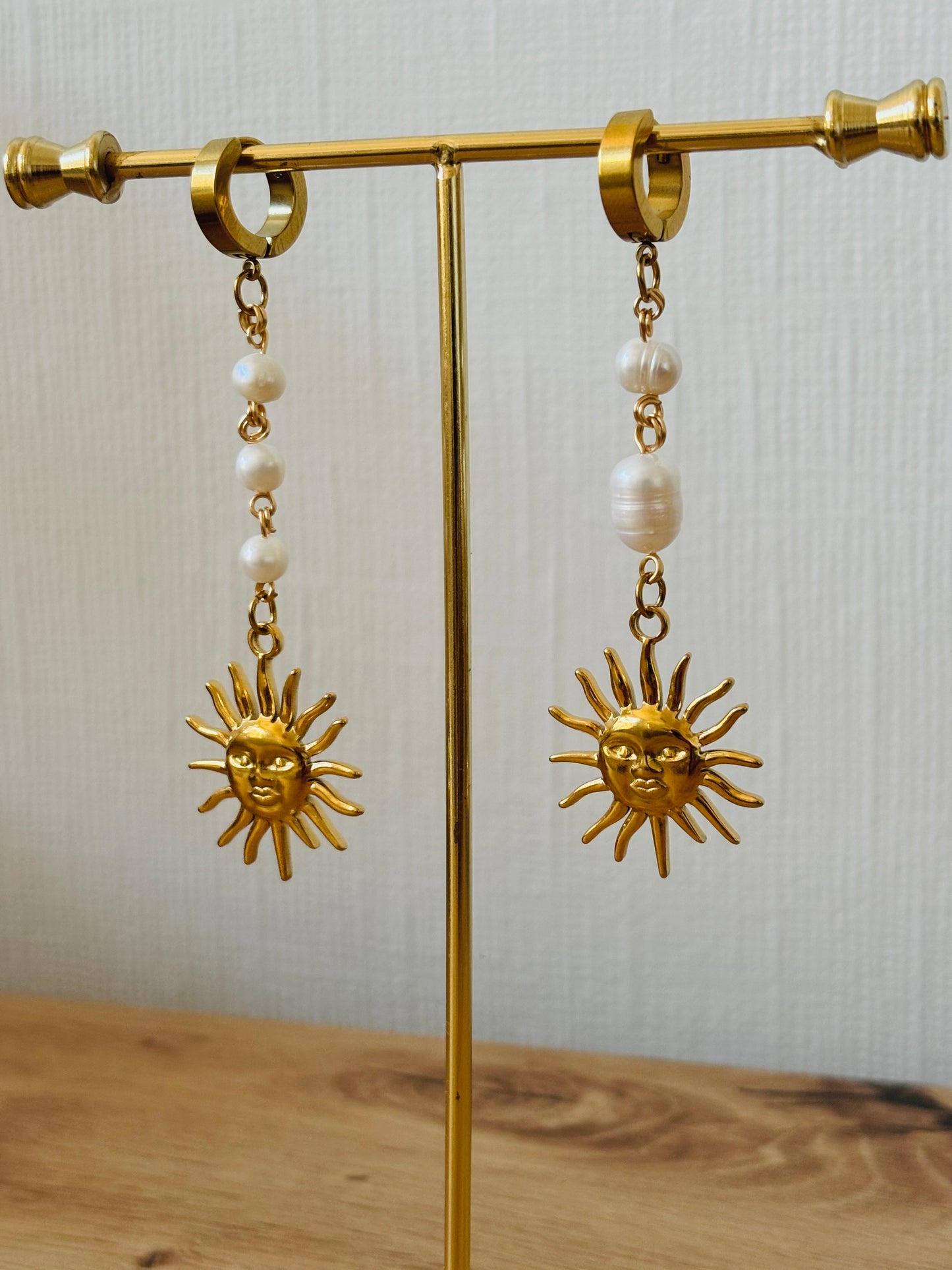 Boucles d'oreilles
Boucles d'oreilles pendantes
boucles d'oreilles en acier inoxydable
Boucles d'oreilles solaires
Soleil en acier inoxydable
Bijoux
Bijou solaire