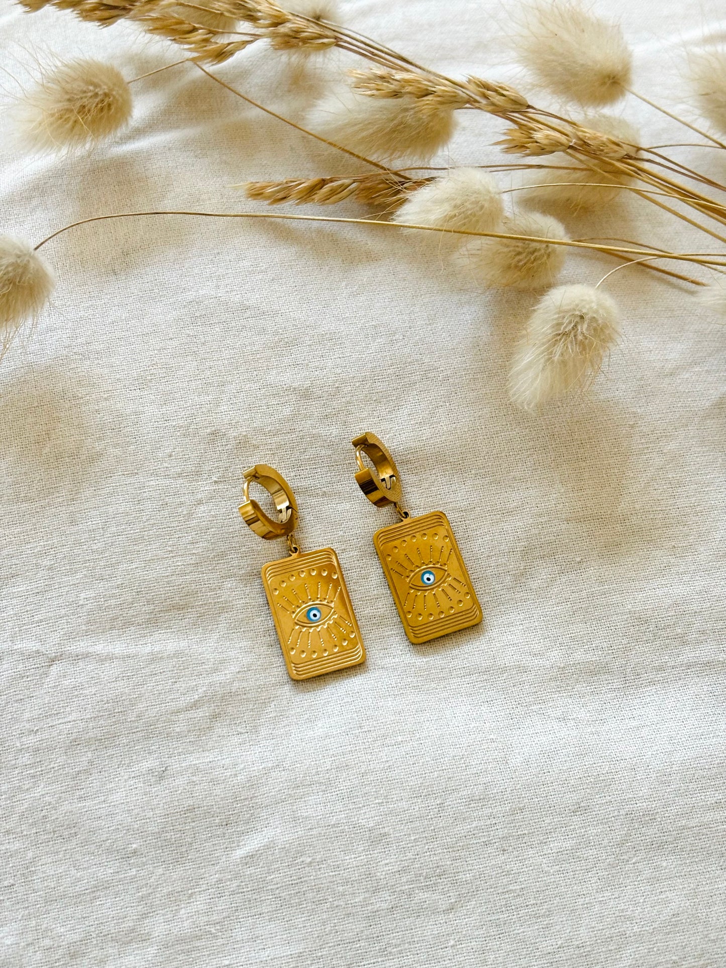 Boucles d'oreilles en acier inoxydable
Anneaux en acier inoxydable
bijoux céleste
bijoux mauvais oeil
bijou symbolique
Carte Tarot